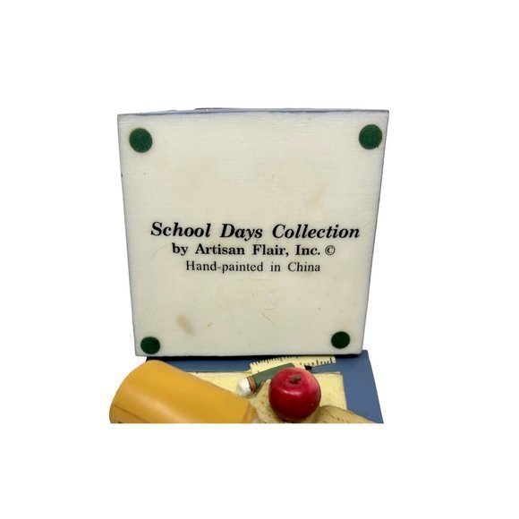 2 Decorative School/Teacher Themed Items - Picture 8 of 8